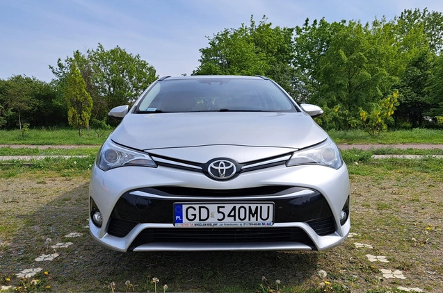 Toyota Avensis cena 57000 przebieg: 141700, rok produkcji 2015 z Gdańsk małe 631